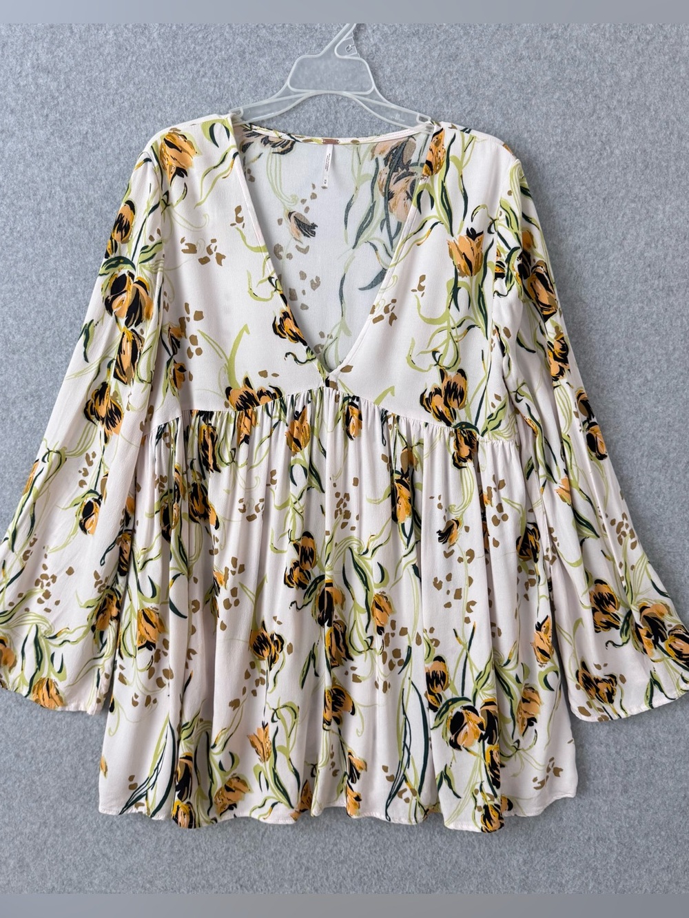 Free People Bella Tunic Blouse Womens Medium Cream Floral Babydoll Boho Oversize